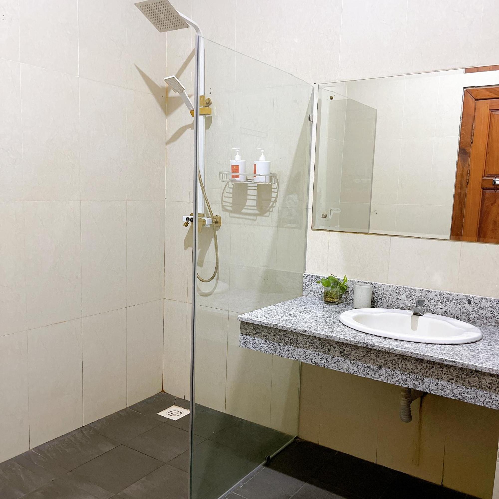 סיאם ריפ Central Privilege Hotel מראה חיצוני תמונה