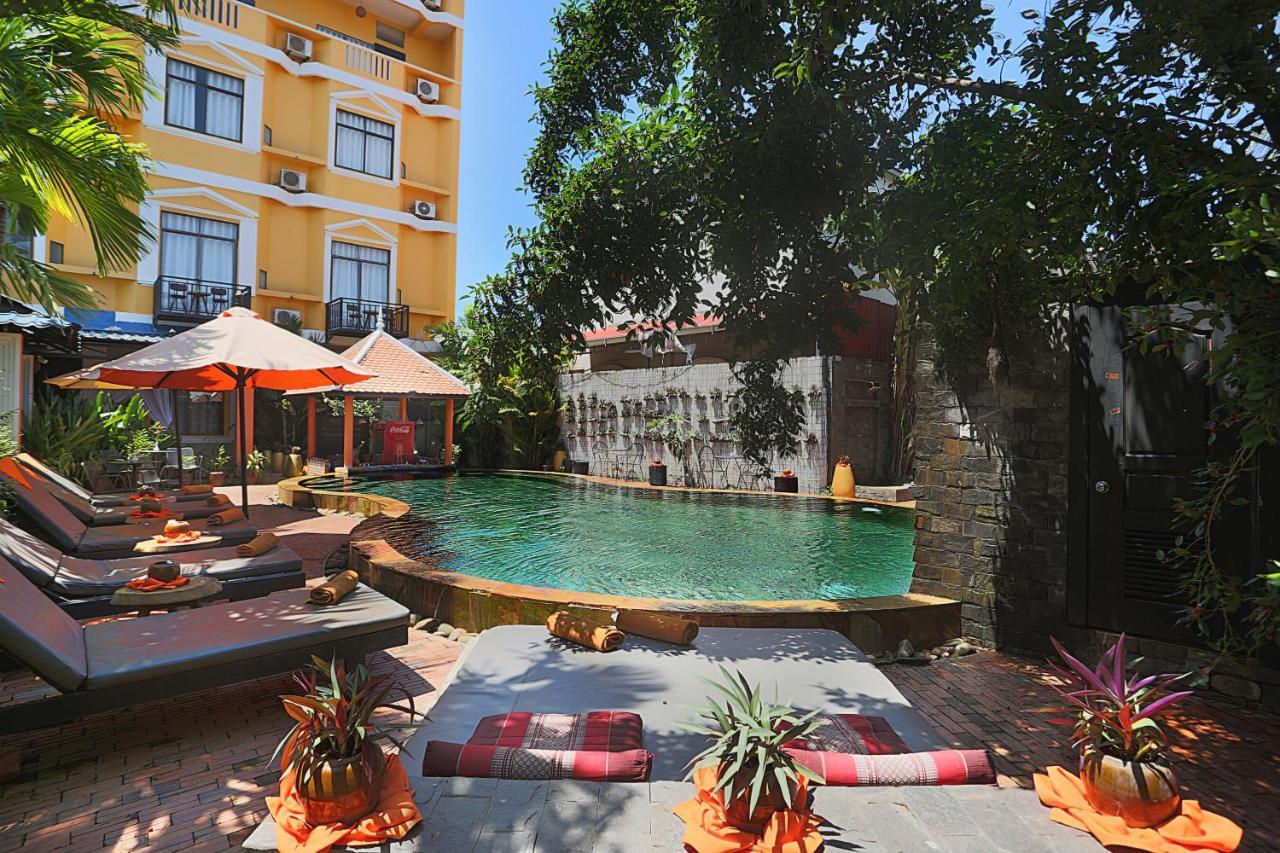 סיאם ריפ Central Privilege Hotel מראה חיצוני תמונה